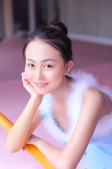 折月亮小说全文